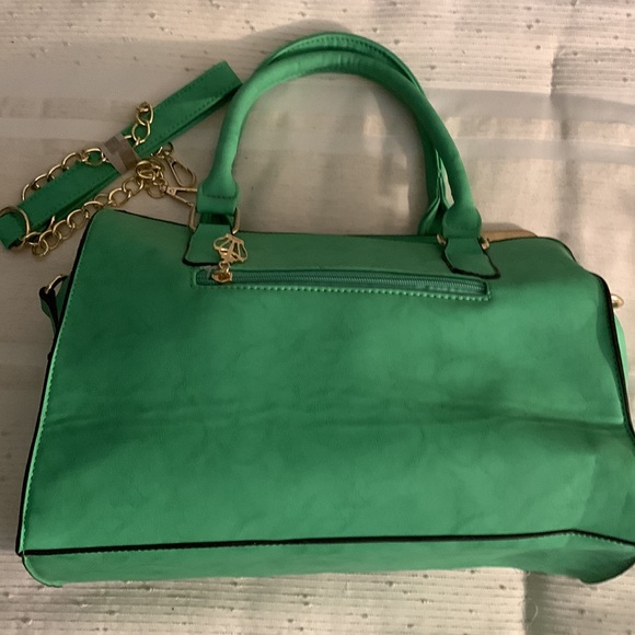 New Handbag Purse - Picture 3 of 6